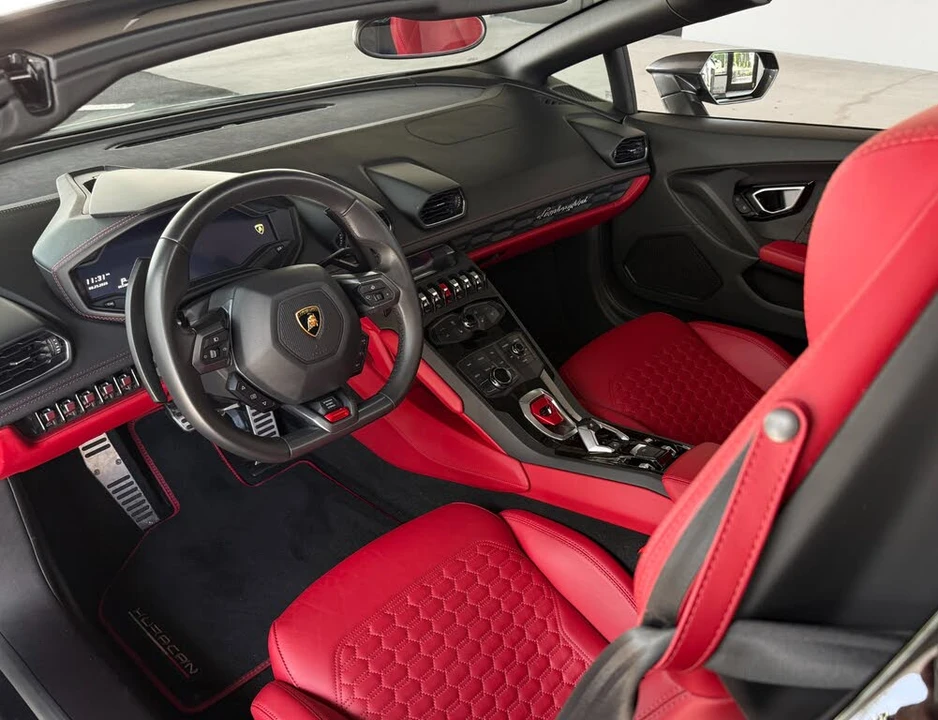 2016 Lamborghini Huracan LP610-4 - Image 25 of 31