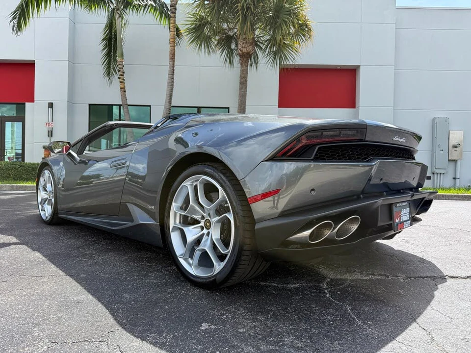 2016 Lamborghini Huracan LP610-4 - Image 15 of 31