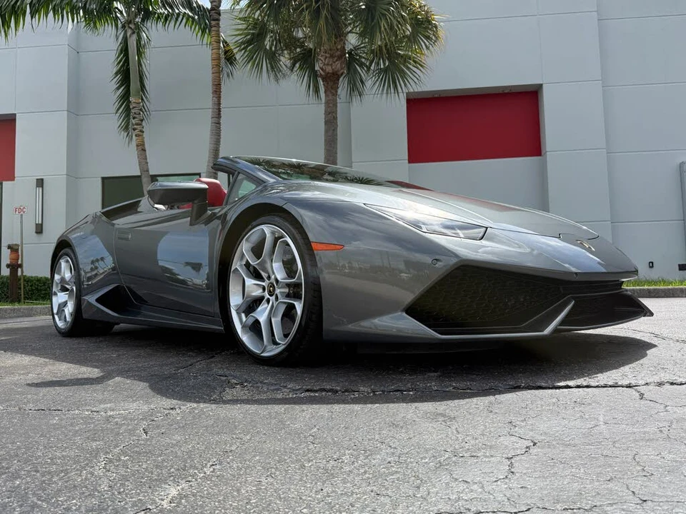 2016 Lamborghini Huracan LP610-4 - Image 6 of 31