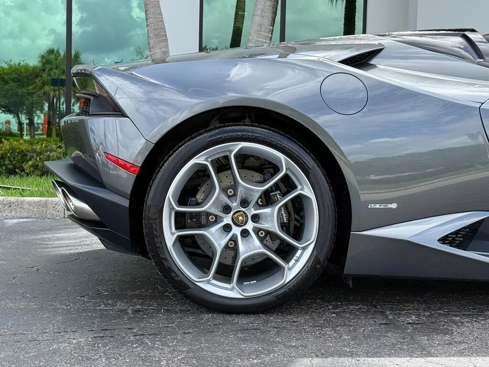 2016 Lamborghini Huracan LP610-4 - Image 4 of 31