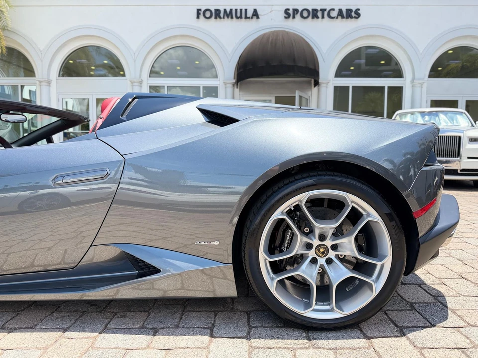 2016 Lamborghini Huracan LP610-4 - Image 22 of 31