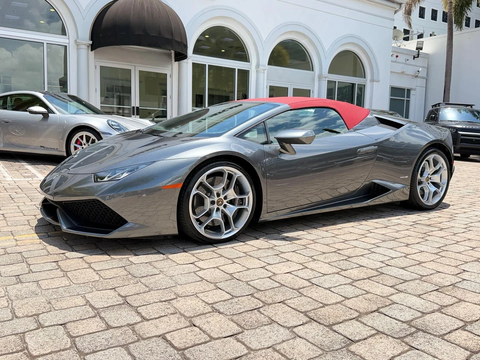 2016 Lamborghini Huracan LP610-4 - Image 2 of 31