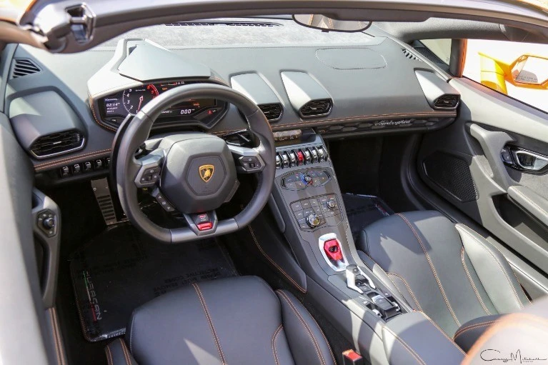 2016 Lamborghini Huracan LP610-4 - Image 3 of 11