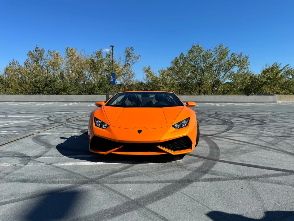 2016 Lamborghini Huracan LP610-4 - Image 2 of 11
