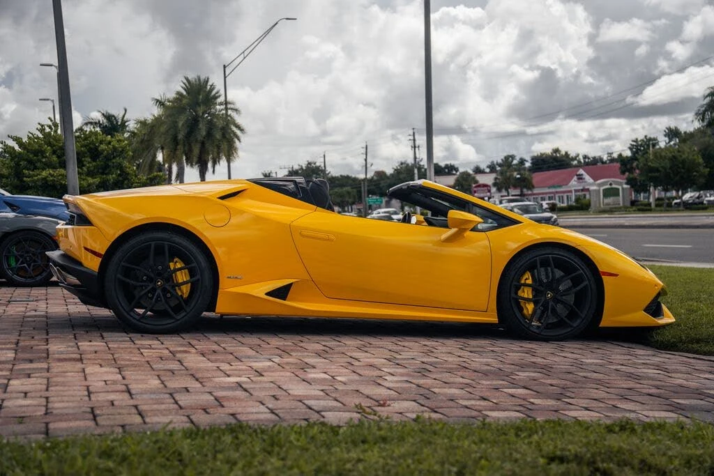 2016 Lamborghini Huracan LP610-4 - Image 7 of 31