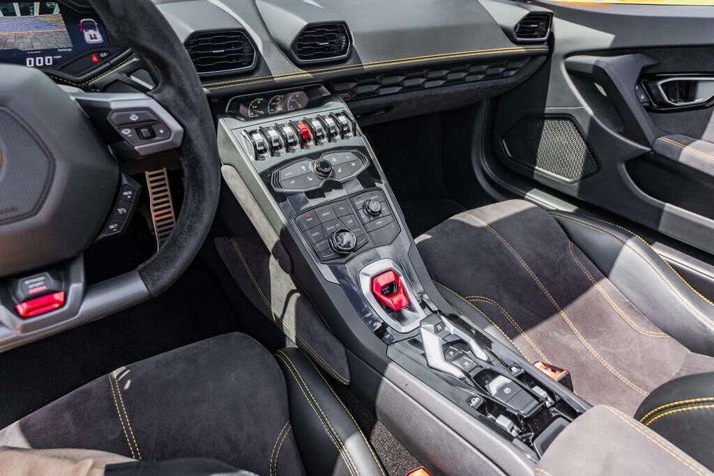2016 Lamborghini Huracan LP610-4 - Image 25 of 31