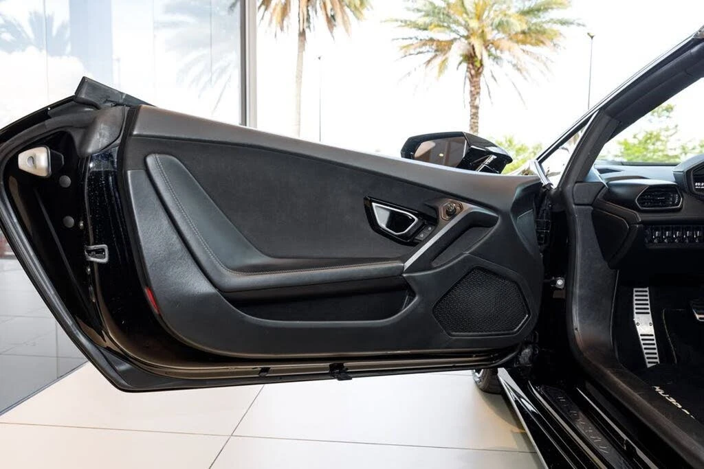 2016 Lamborghini Huracan LP610-4 - Image 23 of 31