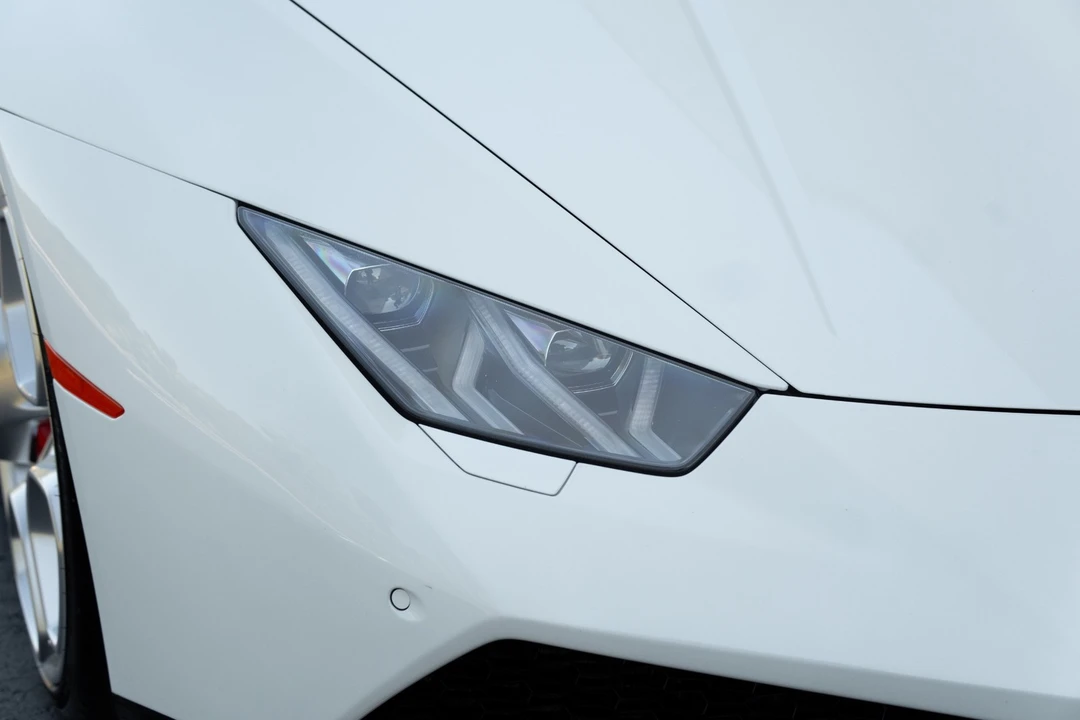 2016 Lamborghini Huracan LP610-4 - Image 11 of 21