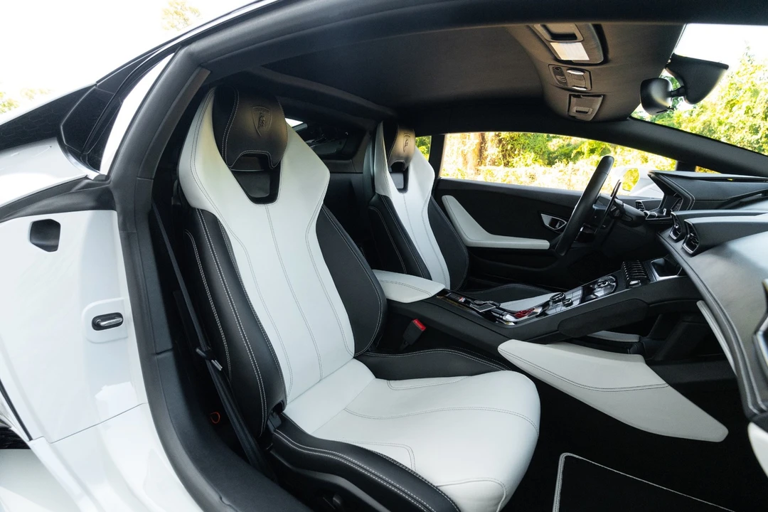2016 Lamborghini Huracan LP610-4 - Image 8 of 21
