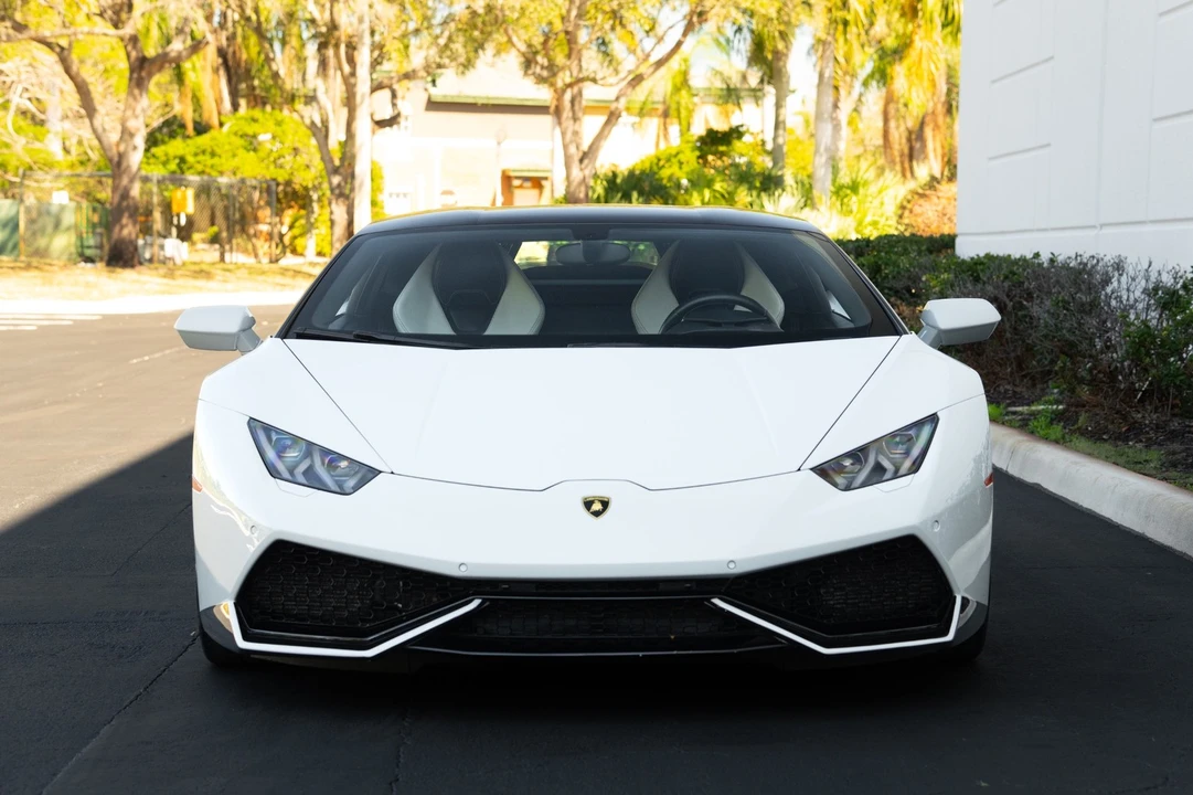 2016 Lamborghini Huracan LP610-4 - Image 2 of 21