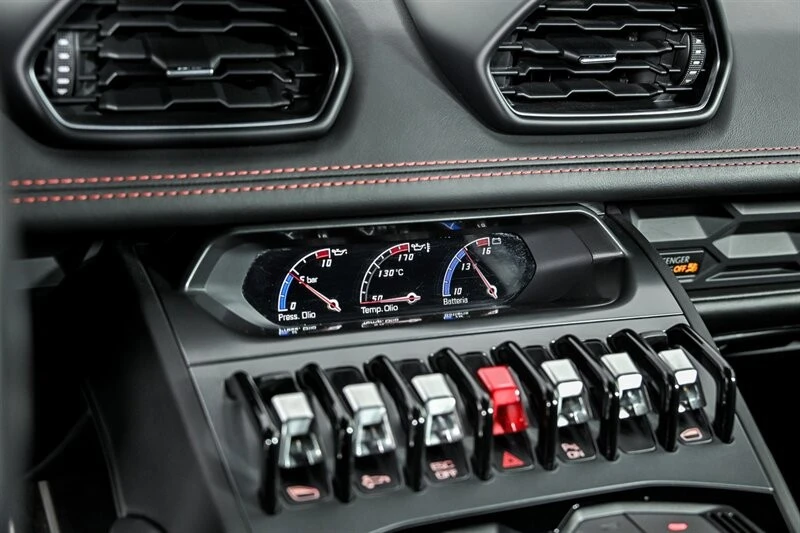 2016 Lamborghini Huracan LP610-4 - Image 28 of 31