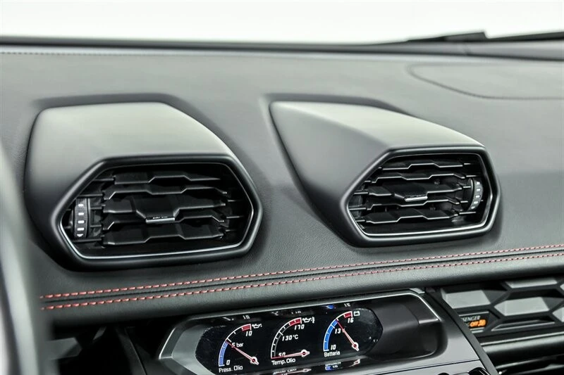 2016 Lamborghini Huracan LP610-4 - Image 27 of 31