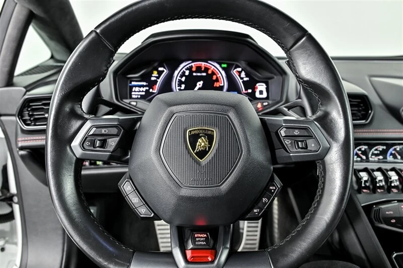 2016 Lamborghini Huracan LP610-4 - Image 26 of 31