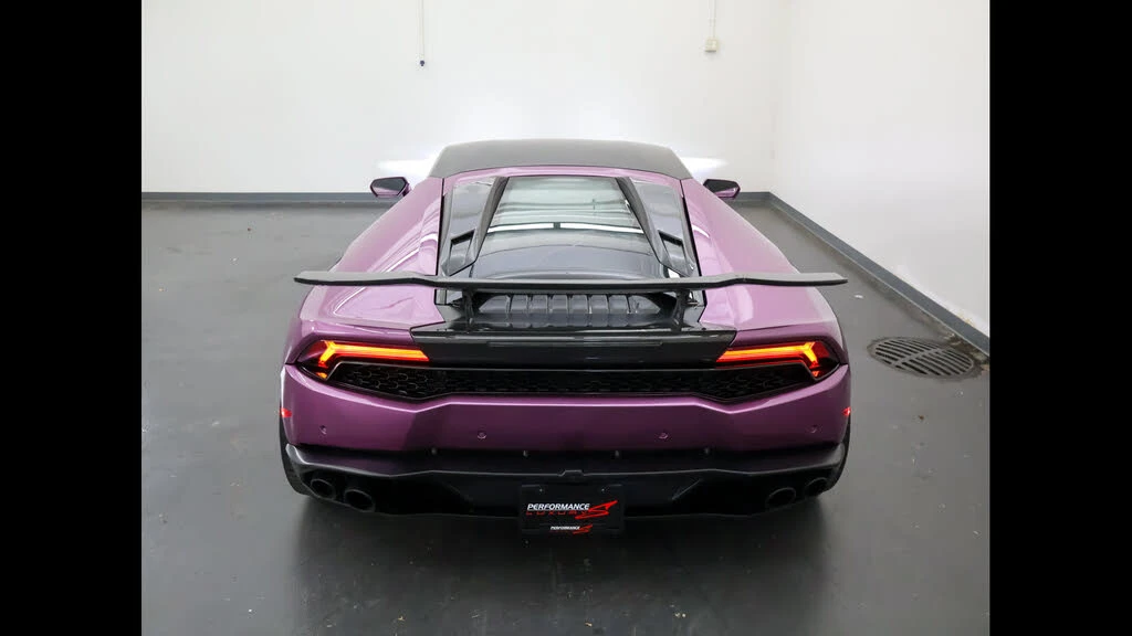 2016 Lamborghini Huracan LP610-4 - Image 10 of 31