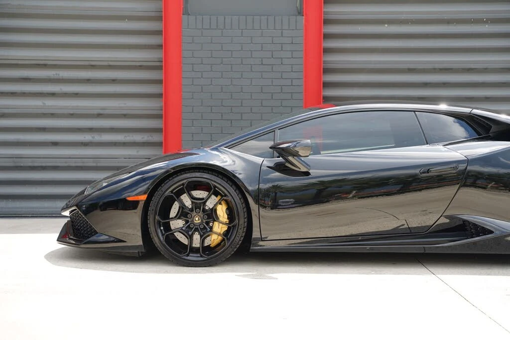 2016 Lamborghini Huracan LP610-4 - Image 12 of 31