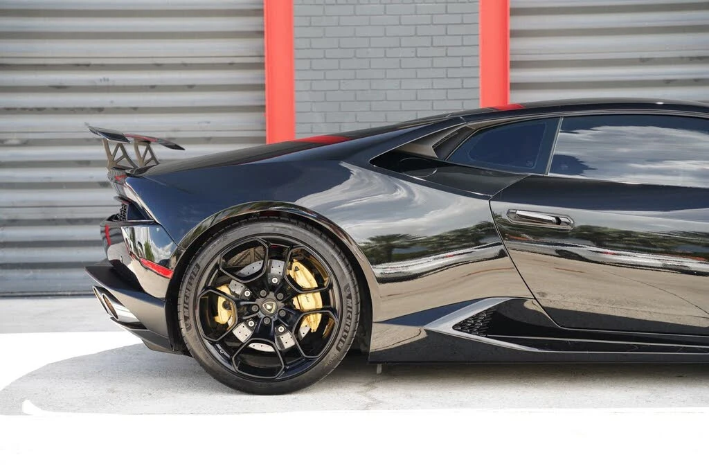 2016 Lamborghini Huracan LP610-4 - Image 5 of 31