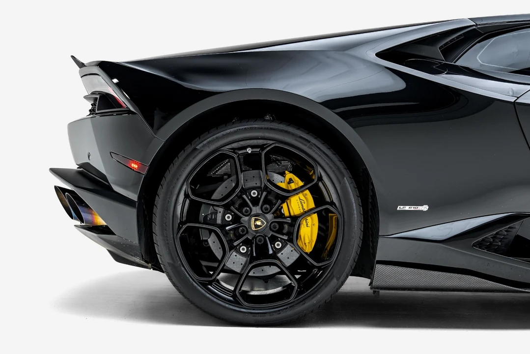 2016 Lamborghini Huracan LP610-4 - Image 17 of 31