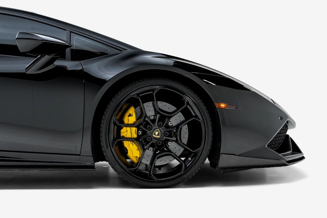 2016 Lamborghini Huracan LP610-4 - Image 14 of 31