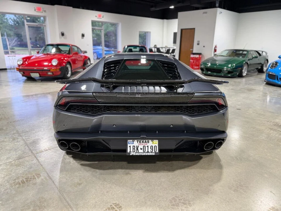 2016 Lamborghini Huracan LP610-4 - Image 9 of 31