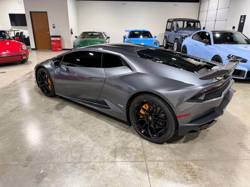 2016 Lamborghini Huracan LP610-4 - Image 10 of 31