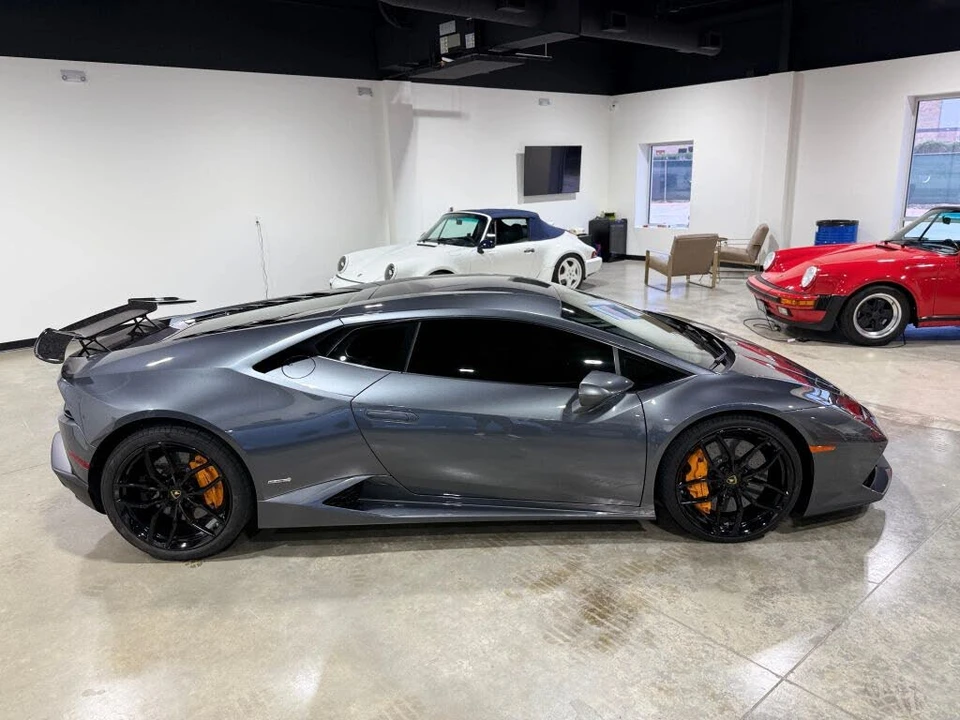 2016 Lamborghini Huracan LP610-4 - Image 5 of 31