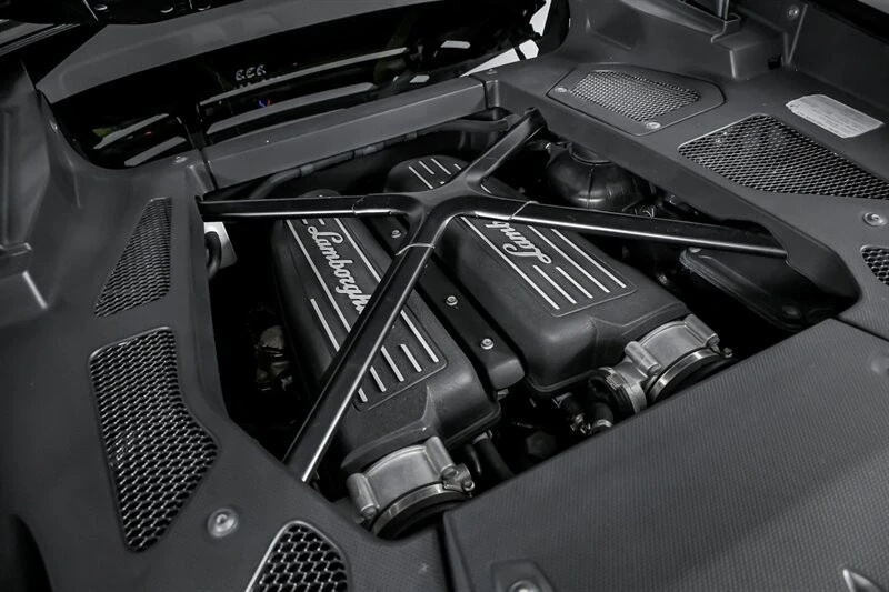 2016 Lamborghini Huracan LP610-4 - Image 16 of 21