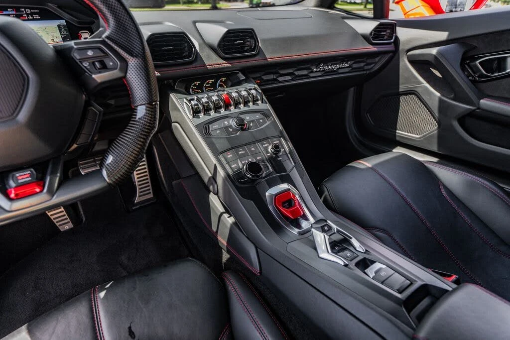 2016 Lamborghini Huracan LP610-4 - Image 26 of 31