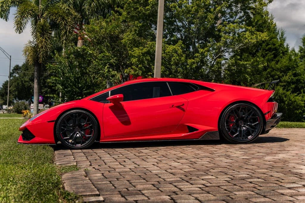 2016 Lamborghini Huracan LP610-4 - Image 2 of 31