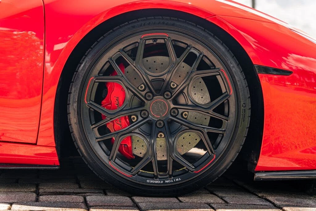 2016 Lamborghini Huracan LP610-4 - Image 14 of 31