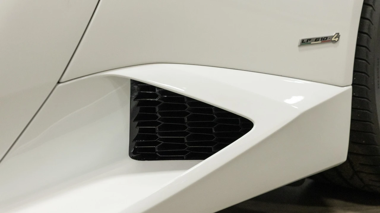 2016 Lamborghini Huracan LP610-4 - Image 13 of 31