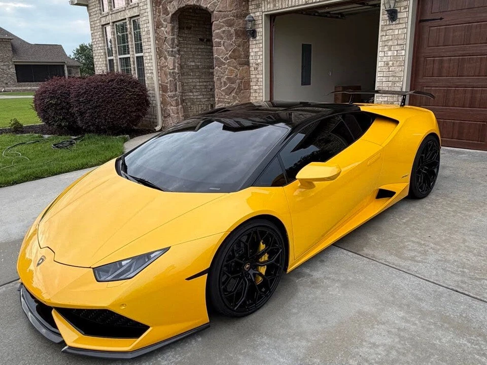 2016 Lamborghini Huracan LP610-4 - Image 2 of 13