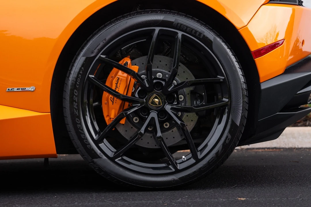 2016 Lamborghini Huracan LP610-4 - Image 30 of 31