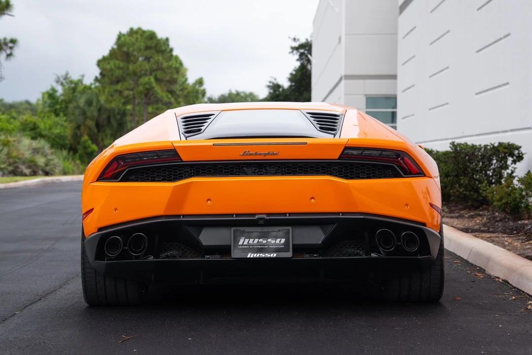 2016 Lamborghini Huracan LP610-4 - Image 2 of 31