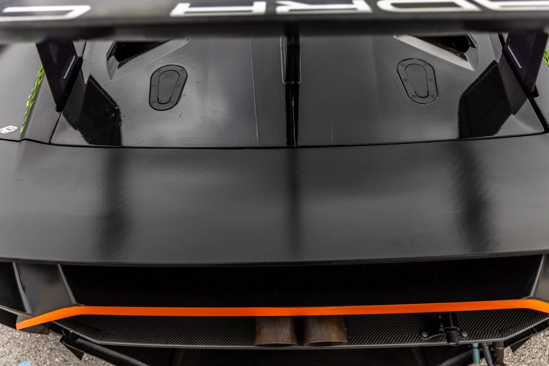 2016 Lamborghini Huracan - Image 29 of 31