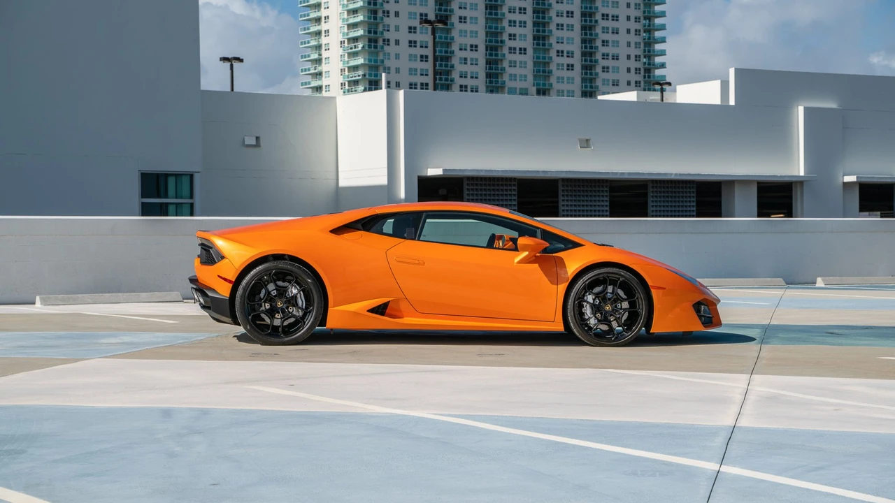 2016 Lamborghini Huracan LP580-2 - Image 29 of 31