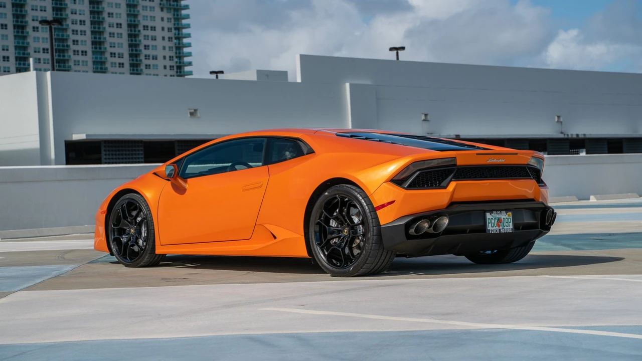 2016 Lamborghini Huracan LP580-2 - Image 16 of 31