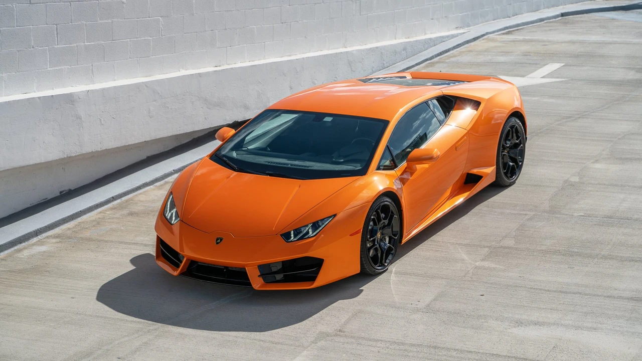 2016 Lamborghini Huracan LP580-2 - Image 3 of 31