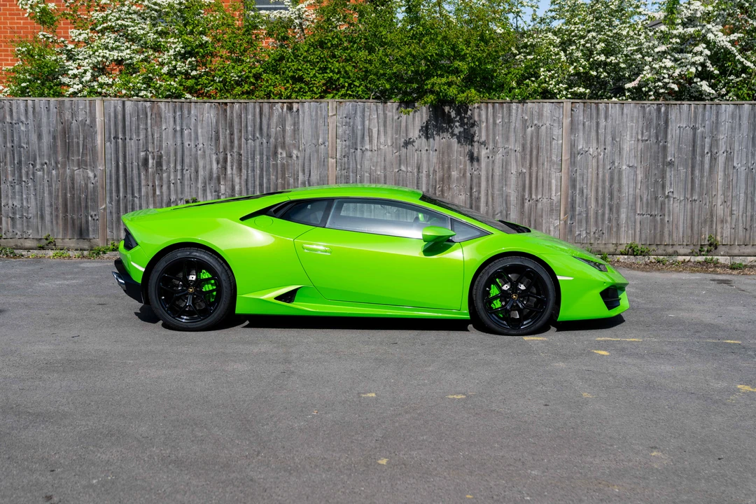 2016 Lamborghini Huracan LP580-2 - Image 8 of 31