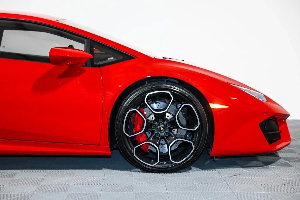 2016 Lamborghini Huracan LP580-2 - Image 3 of 19