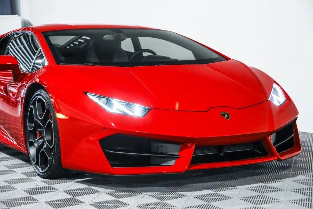 2016 Lamborghini Huracan LP580-2 - Image 9 of 21