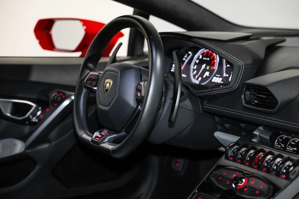 2016 Lamborghini Huracan LP580-2 - Image 14 of 19