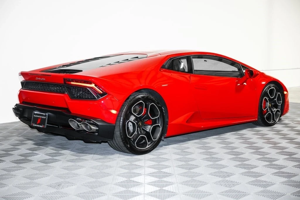2016 Lamborghini Huracan LP580-2 - Image 4 of 19