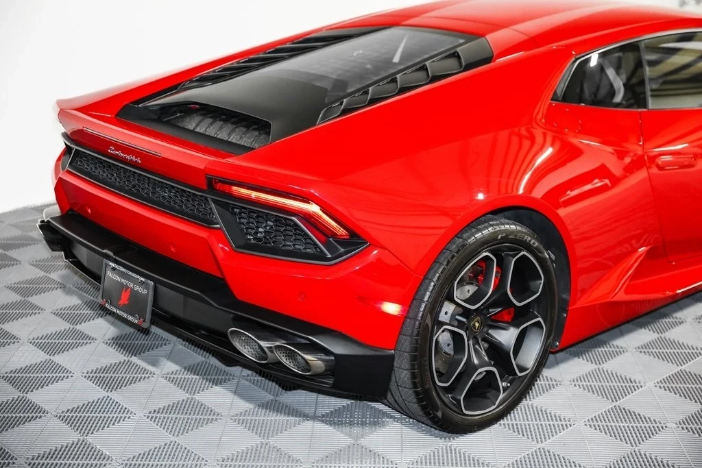 2016 Lamborghini Huracan LP580-2 - Image 5 of 19