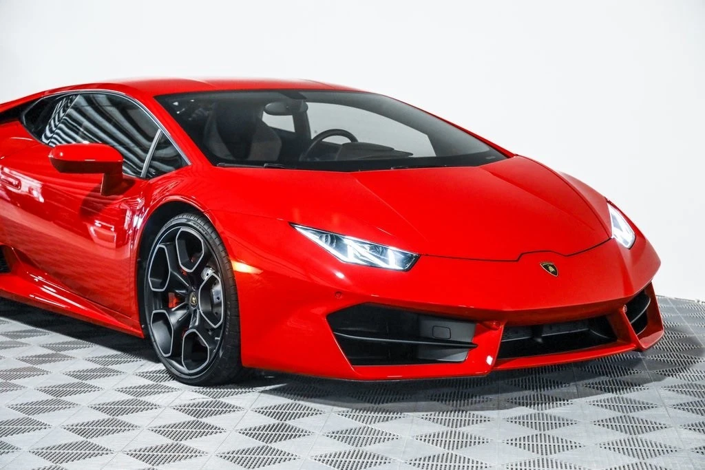 2016 Lamborghini Huracan LP580-2 - Image 8 of 21