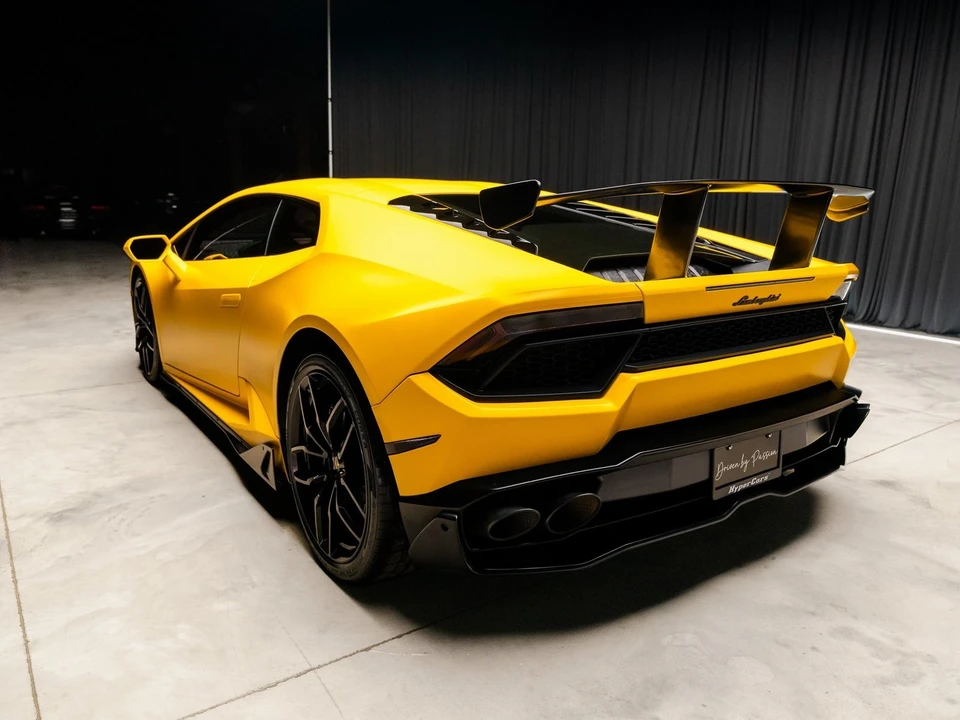2016 Lamborghini Huracan LP580-2 - Image 12 of 12