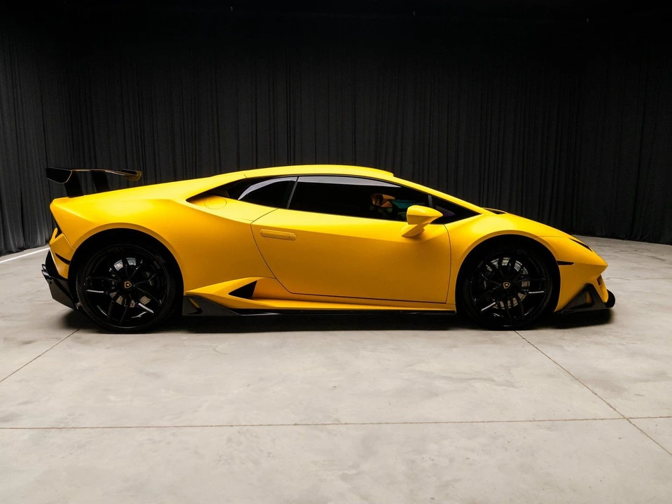 2016 Lamborghini Huracan LP580-2 - Image 16 of 21