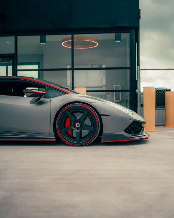 2016 Lamborghini Huracan LP610-4 - Image 5 of 20
