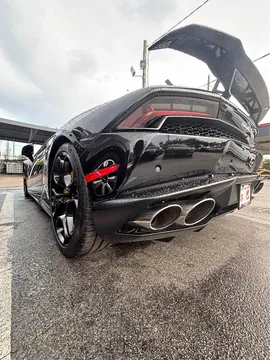 2016 Lamborghini Huracan LP610-4 Coupe 2D