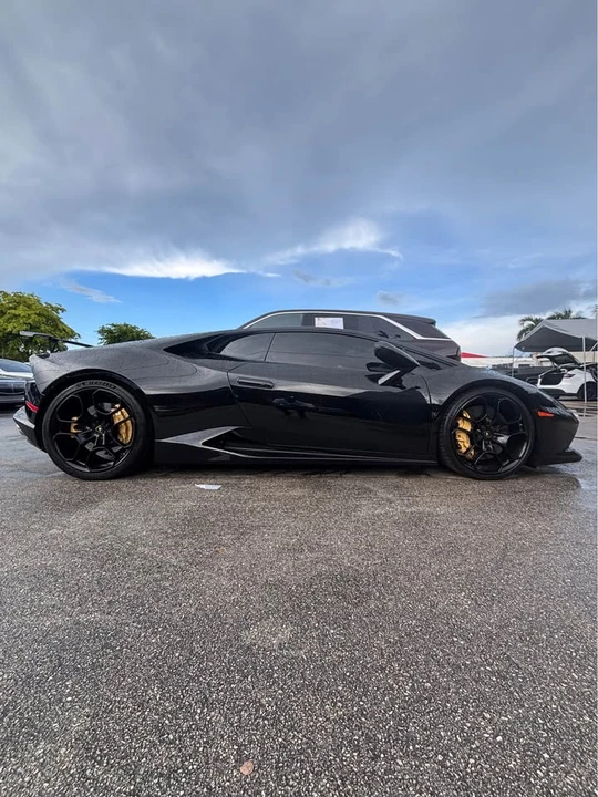 2016 Lamborghini Huracan LP610-4 - Image 2 of 5