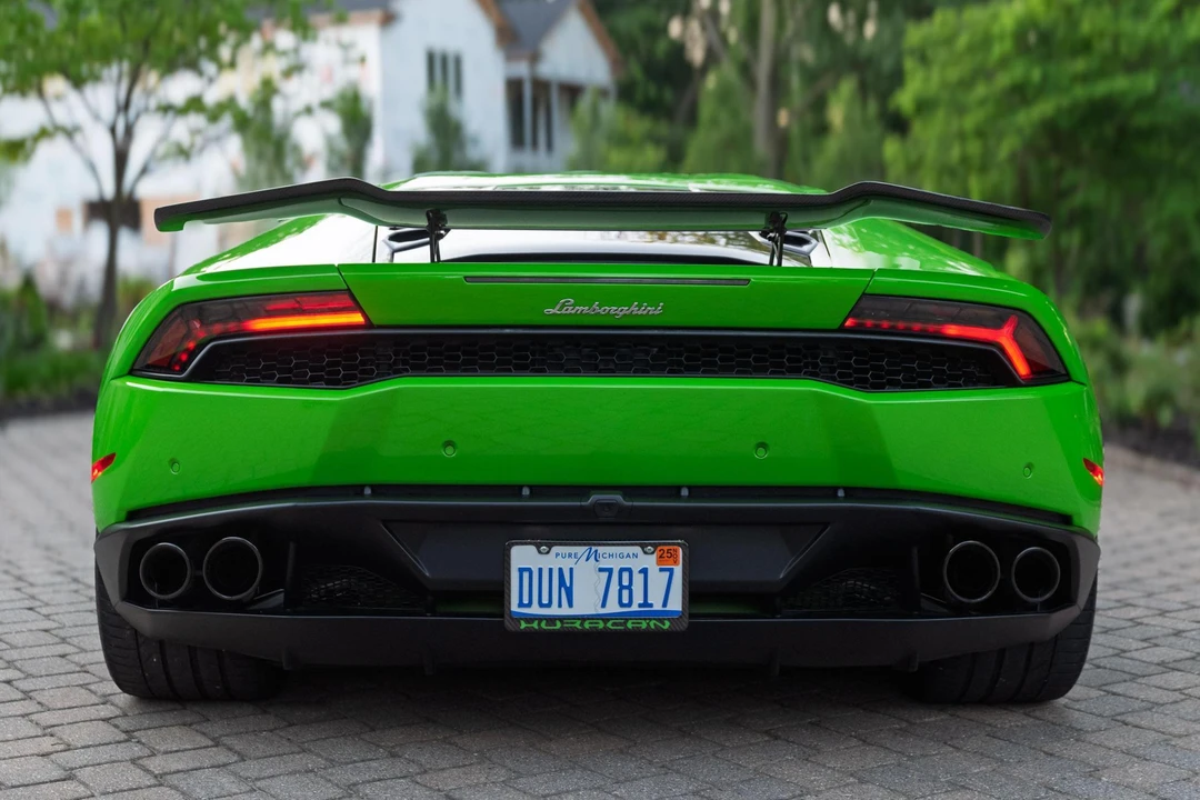 2016 Lamborghini Huracan LP610-4 - Image 5 of 31